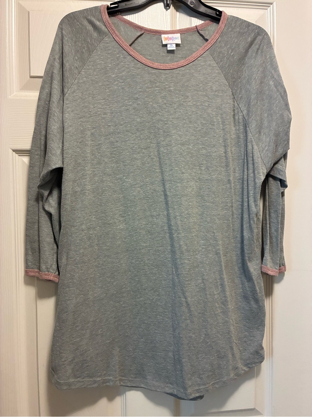 LuLaRoe Light Gray Long Sleeve Randy with Pink Trim Size XL